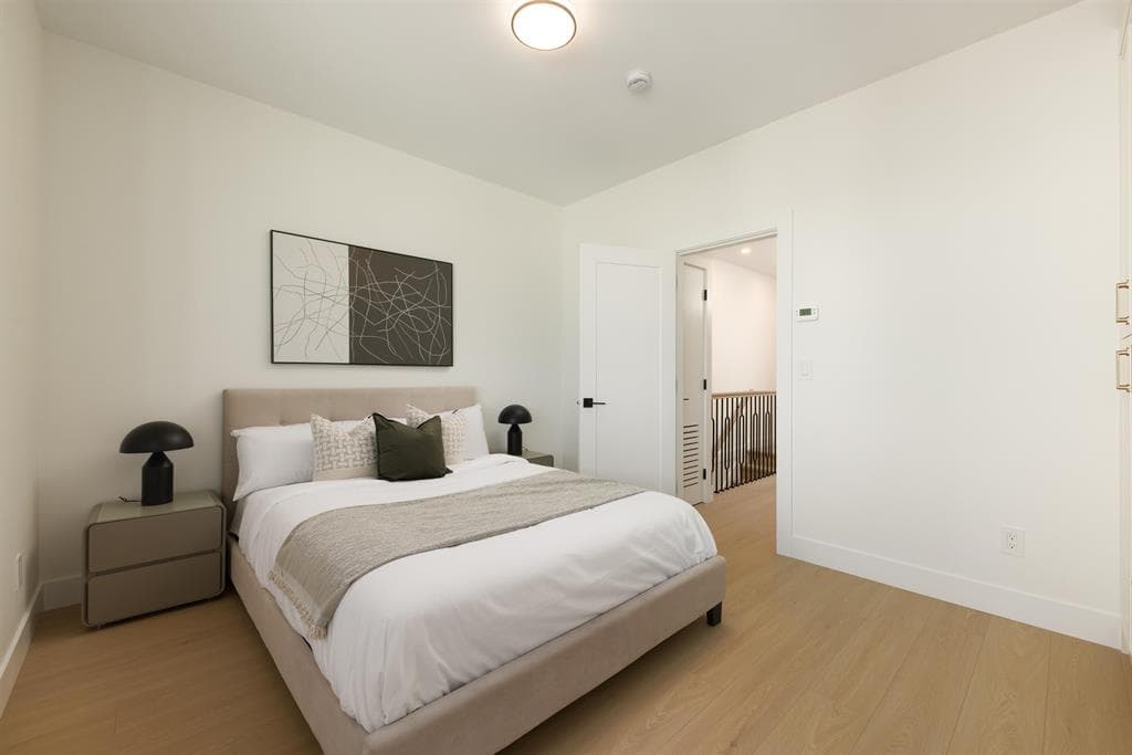 Dufferin Row – other