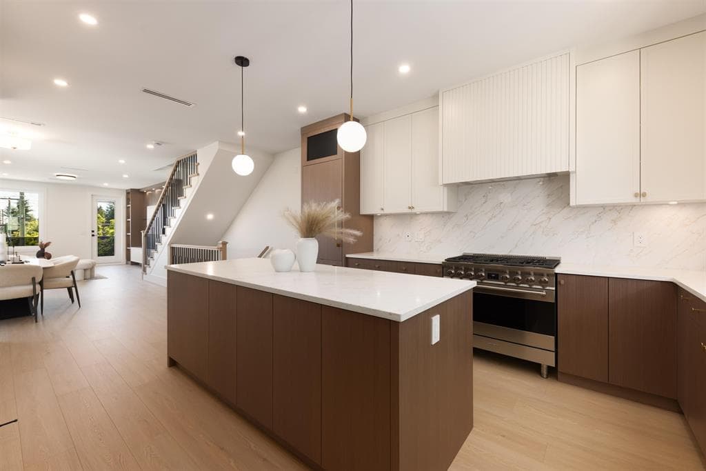Dufferin Row – other